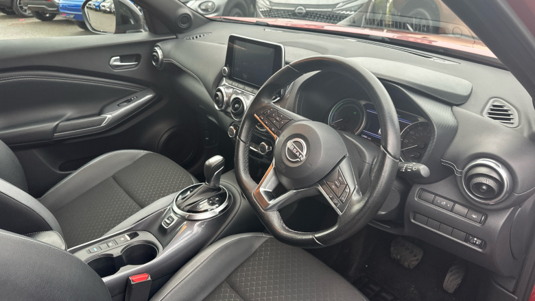 Nissan Juke 1.6 Hybrid N-Connecta 5dr Auto Hybrid Hatchback